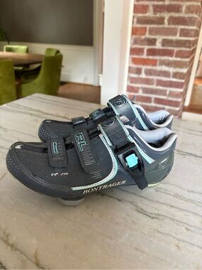 Bontrager's RL Road WSD Shoe
